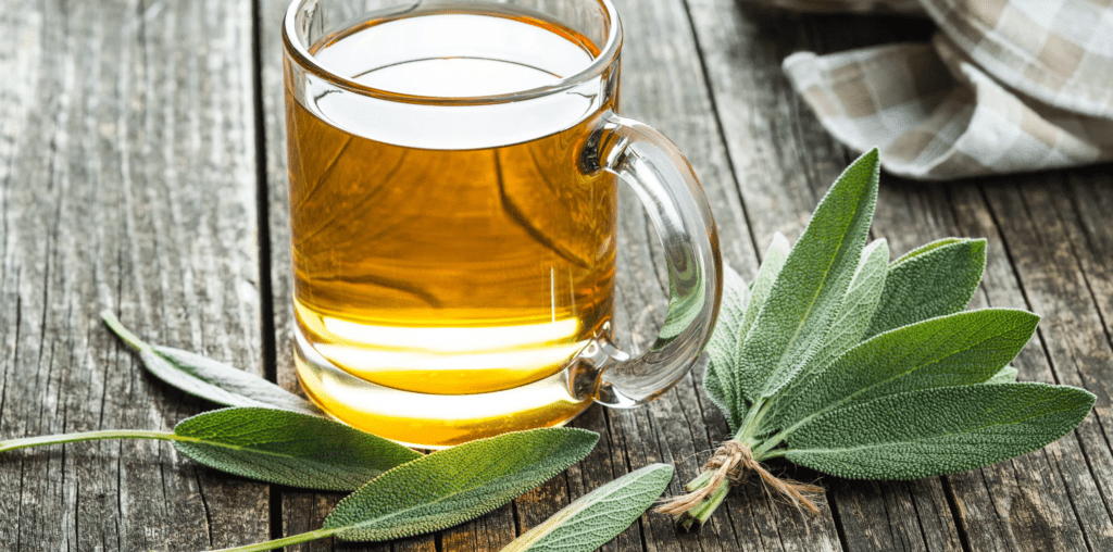 Laurier et clou de girofle : Infusion pour tomber enceinte