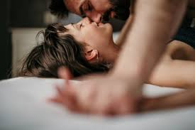 satisfaire sa femme au lit