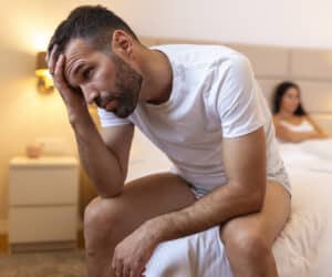 Faiblesse sexuelle chez l&rsquo;homme: causes, symptômes et solutions naturelles